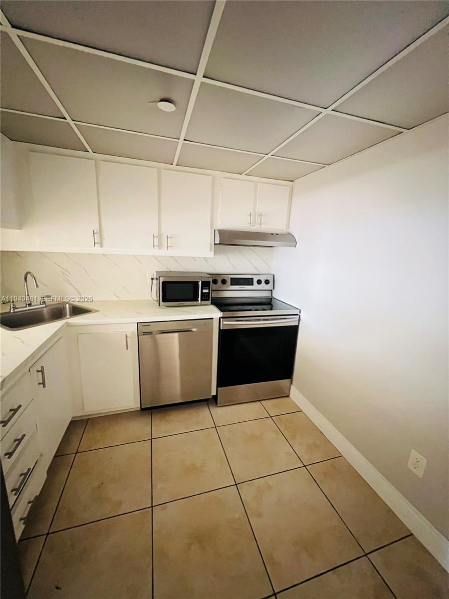 1470 NE 123rd St A408