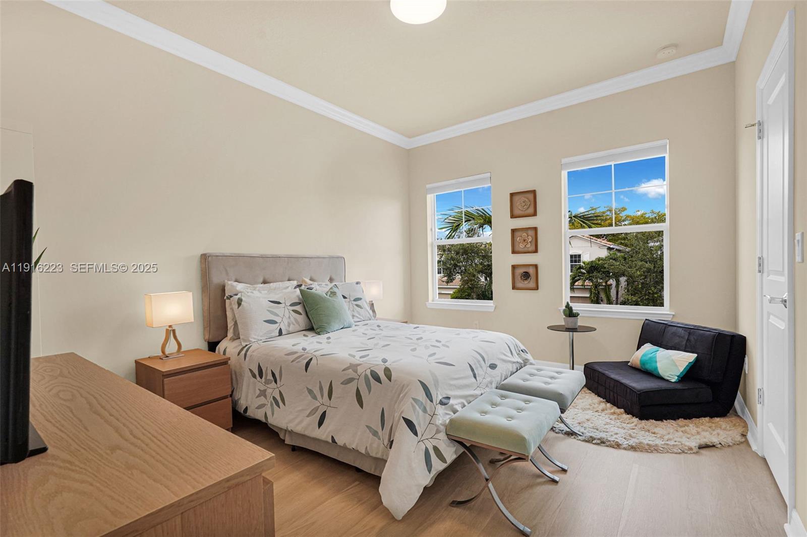 HILLCREST COUNTRY CLUB NO - Residential