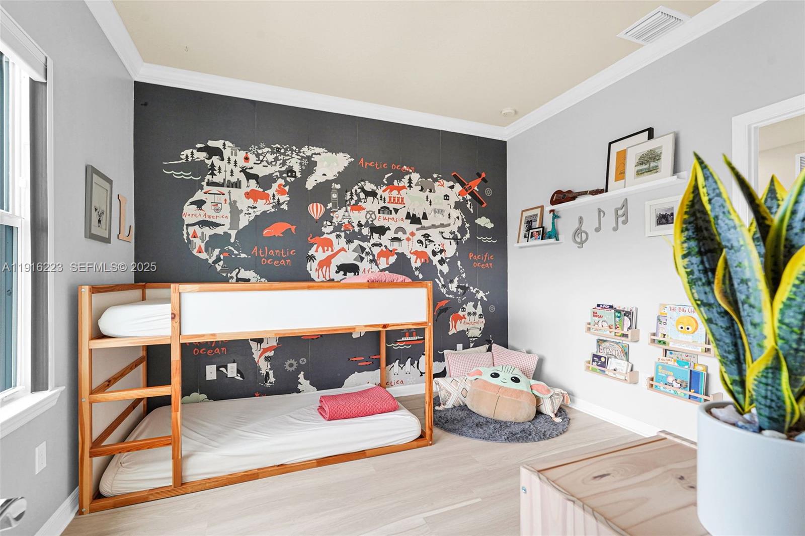 HILLCREST COUNTRY CLUB NO - Residential