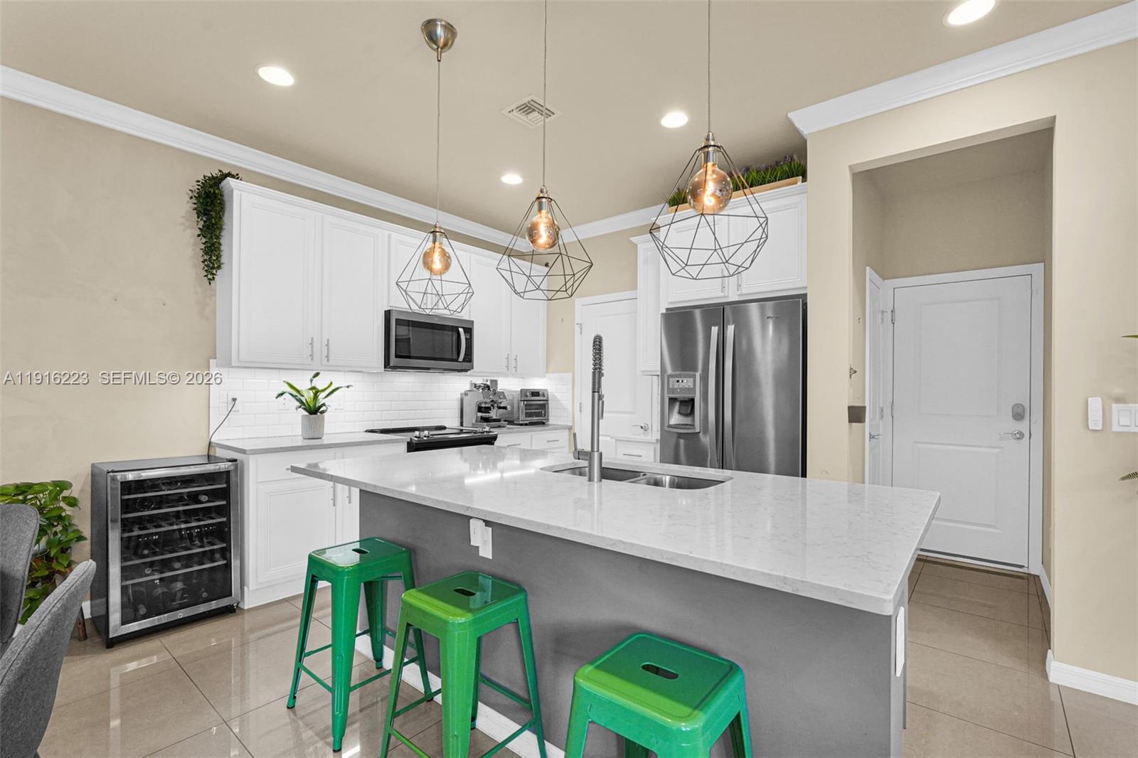 HILLCREST COUNTRY CLUB NO - Residential