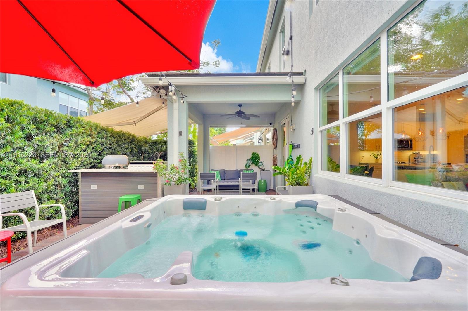 HILLCREST COUNTRY CLUB NO - Residential