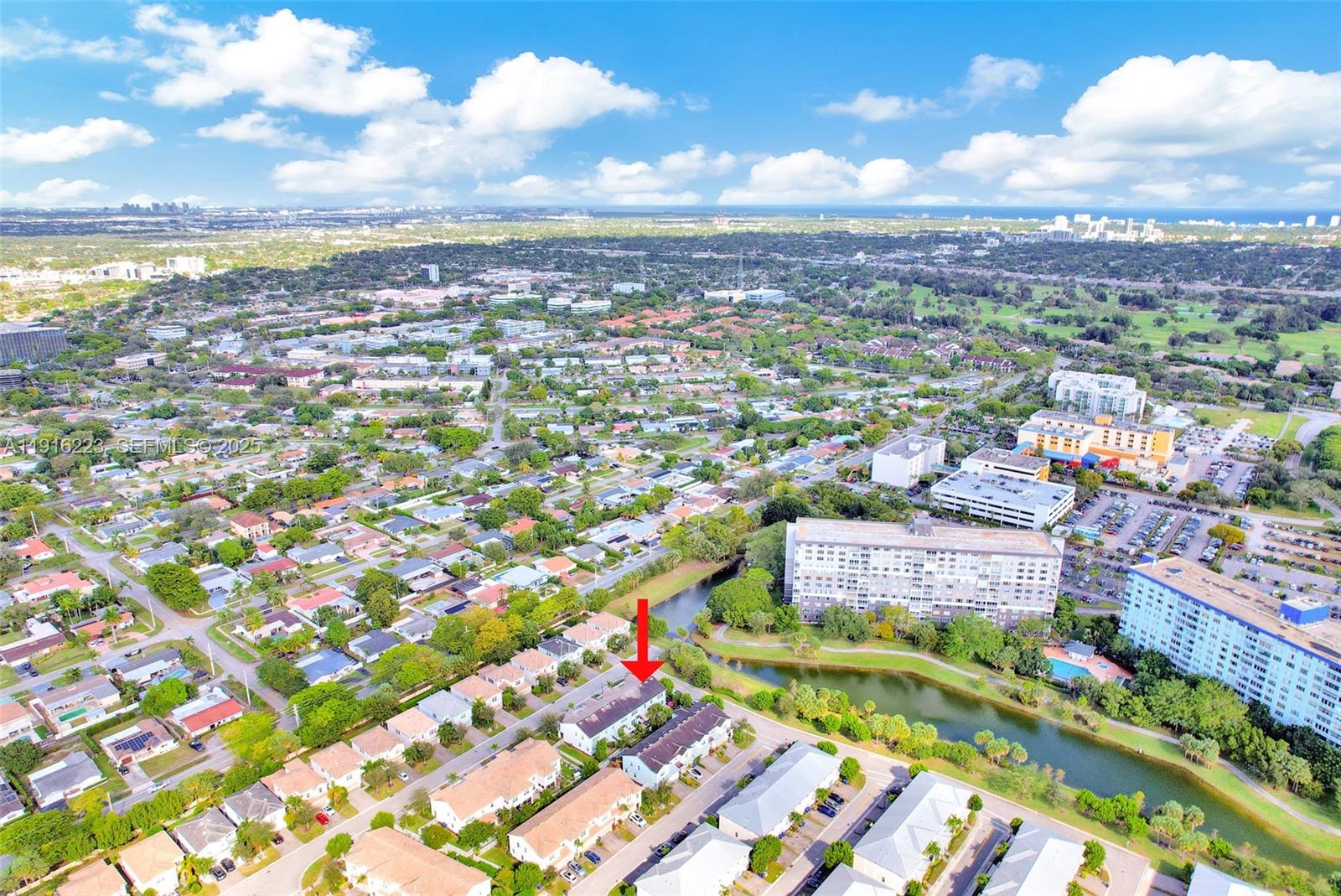 HILLCREST COUNTRY CLUB NO - Residential