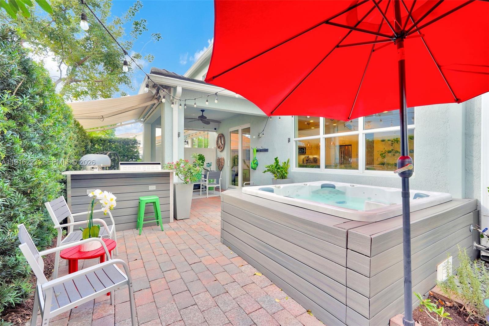 HILLCREST COUNTRY CLUB NO - Residential