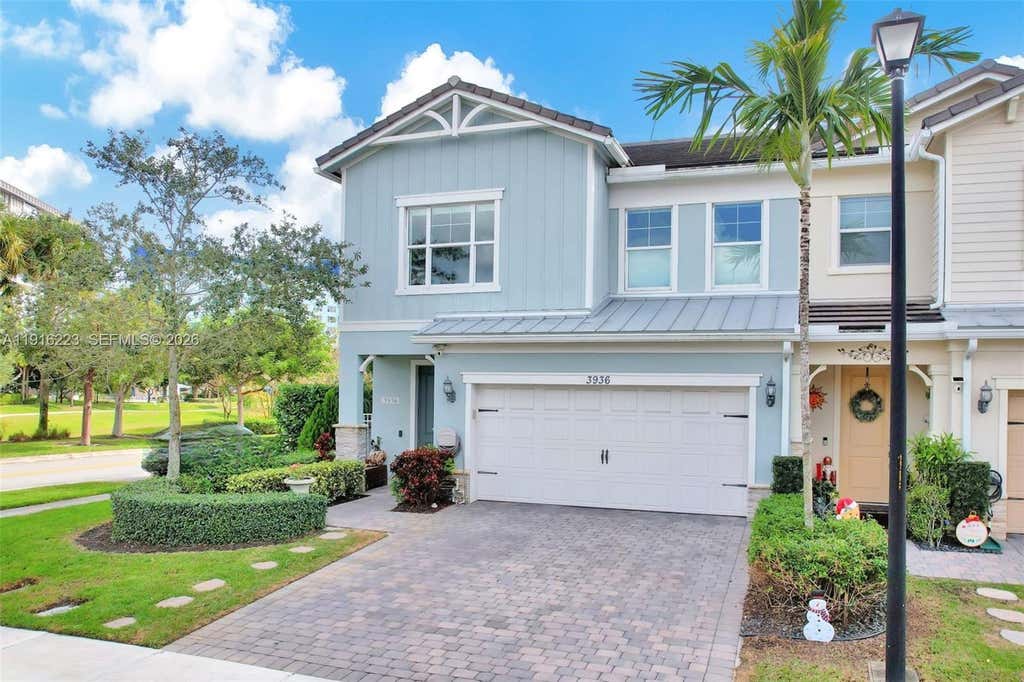 Photo of 3936 Mahogany Ln, Hollywood, FL 33021 (MLS # A11916223)