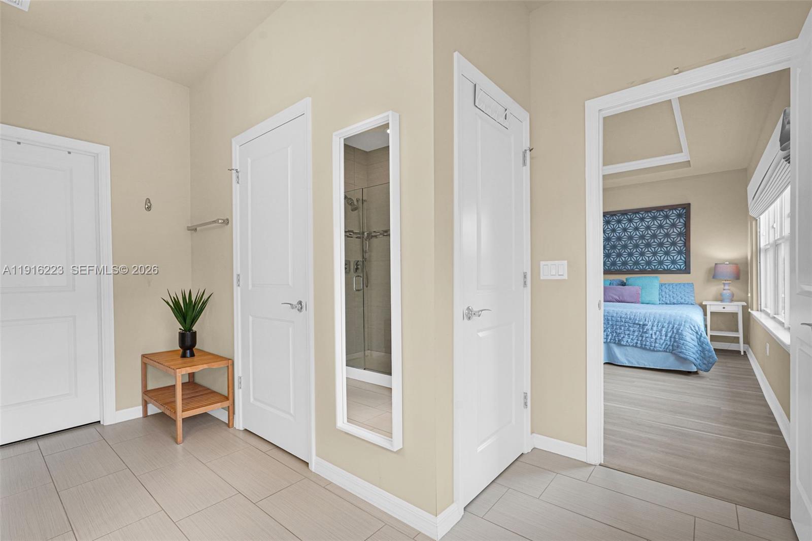 HILLCREST COUNTRY CLUB NO - Residential