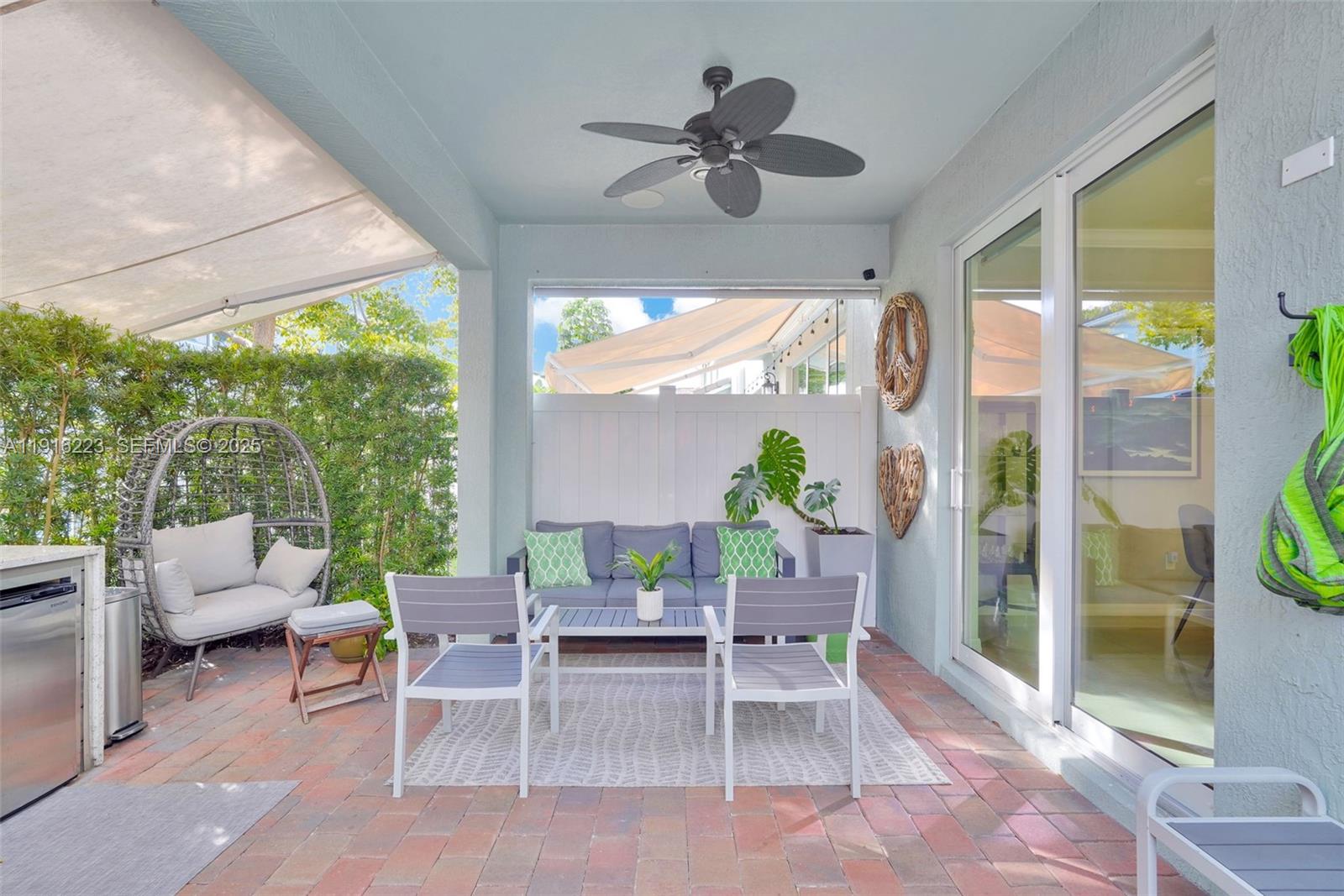 HILLCREST COUNTRY CLUB NO - Residential