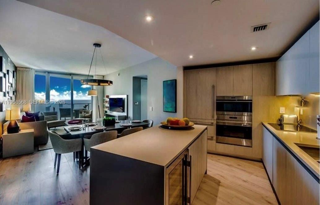 4111 SOUTH OCEAN DRIVE CO - Residential