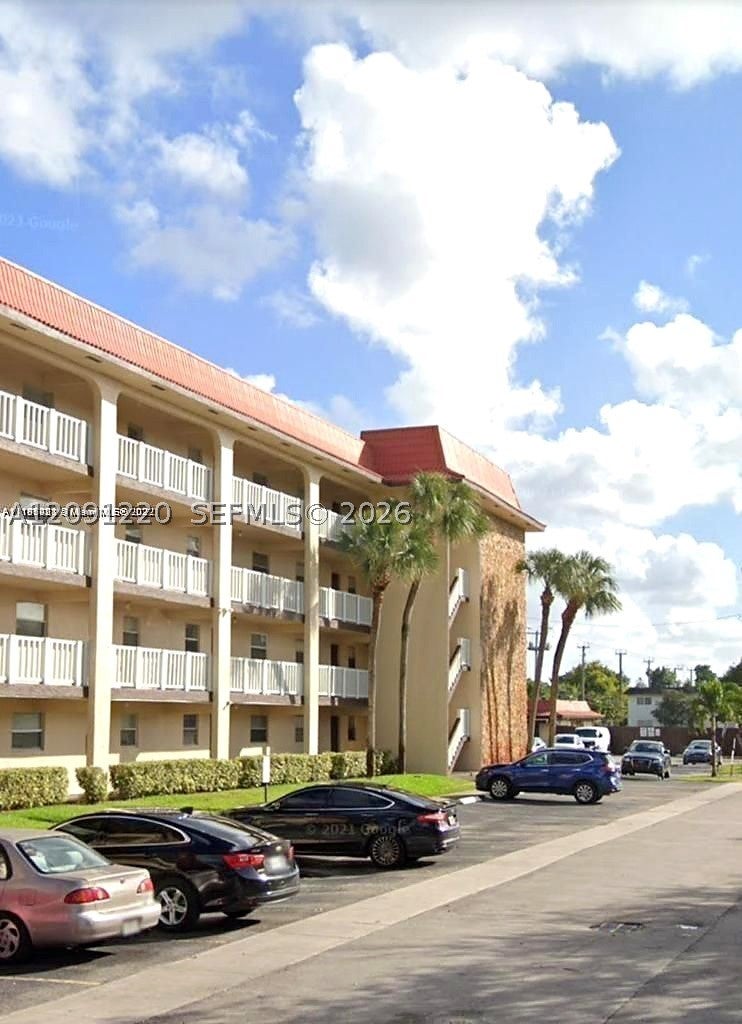 1700 NW 58th Ter 2M
