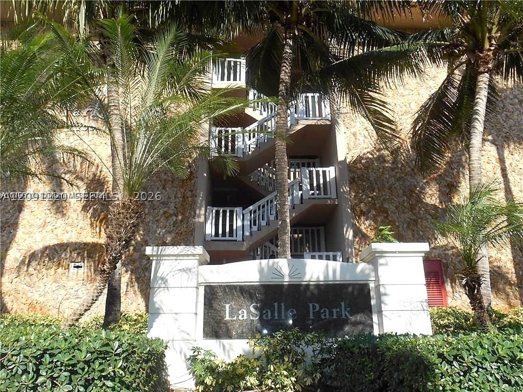 1700 NW 58th Ter 2M