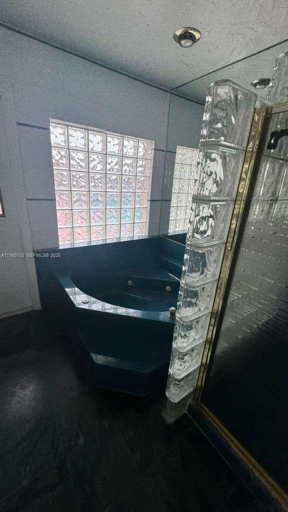 COCONUT CREEK 7TH SEC - Residential