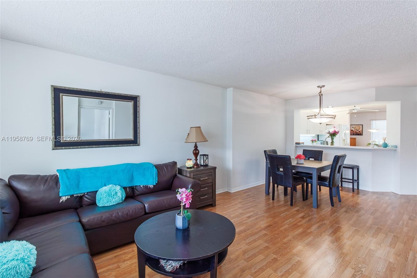 TRENT CONDOMINIUM G - Residential