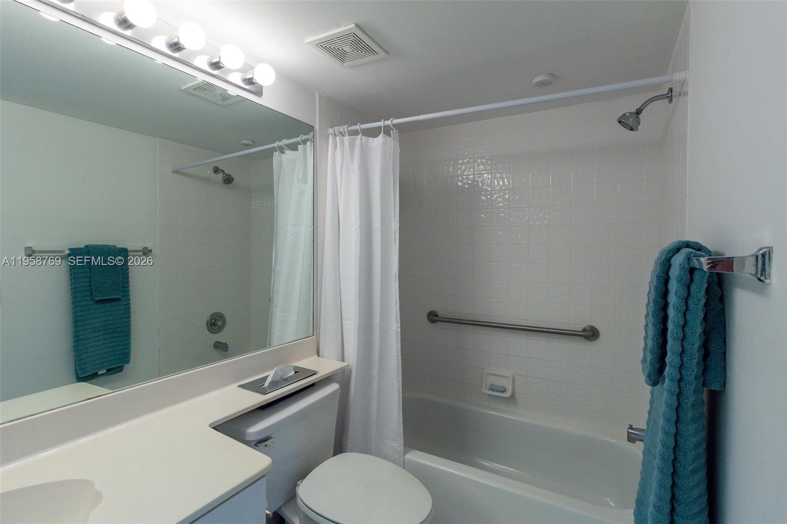 TRENT CONDOMINIUM G - Residential