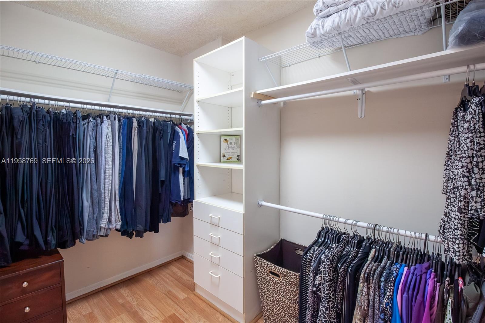 TRENT CONDOMINIUM G - Residential