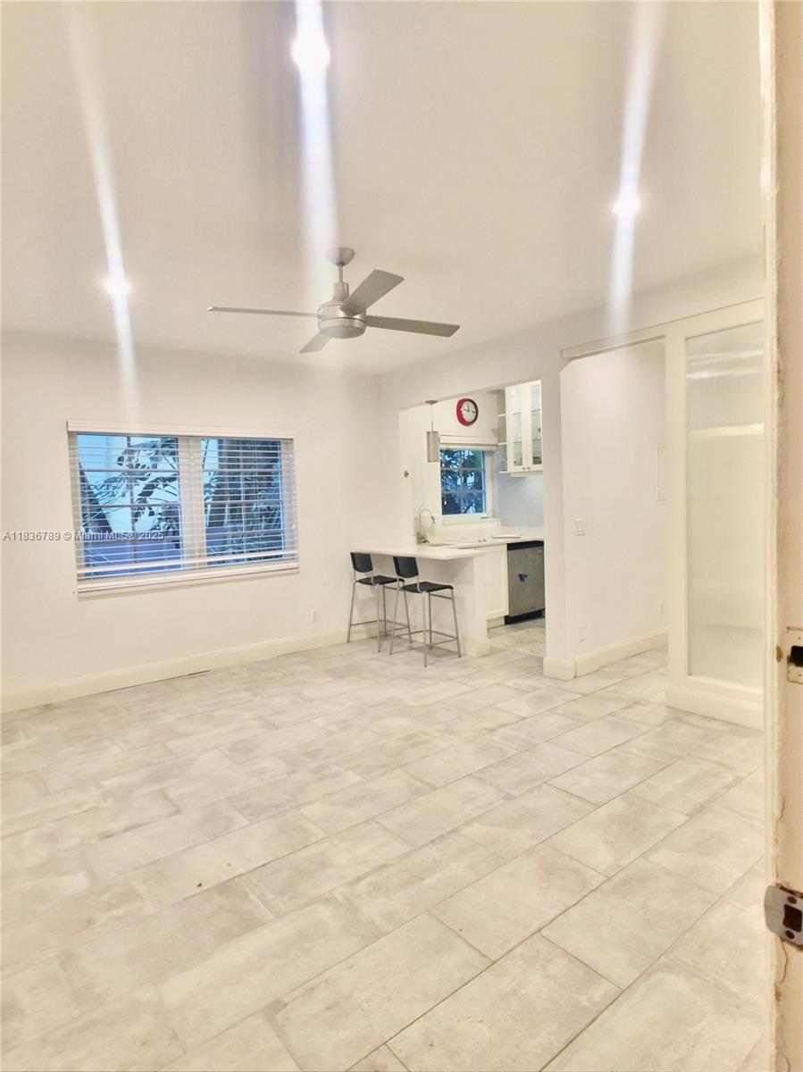 260 Euclid Ave 4