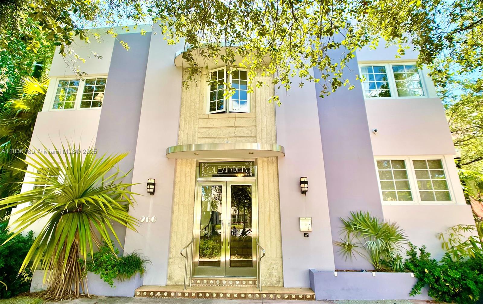 Tastefully renovated Junior 1/1 located in South Beach's exclusive South of Fifth neighborhood! This charming condo features tile floor throughout, completely renovated kitchen, lots of natural light and incredible closet space. The building is immaculately restored and maintained and is only a few blocks away from the beach, South Point Park, and world class shopping and dining. Will not last long!!!