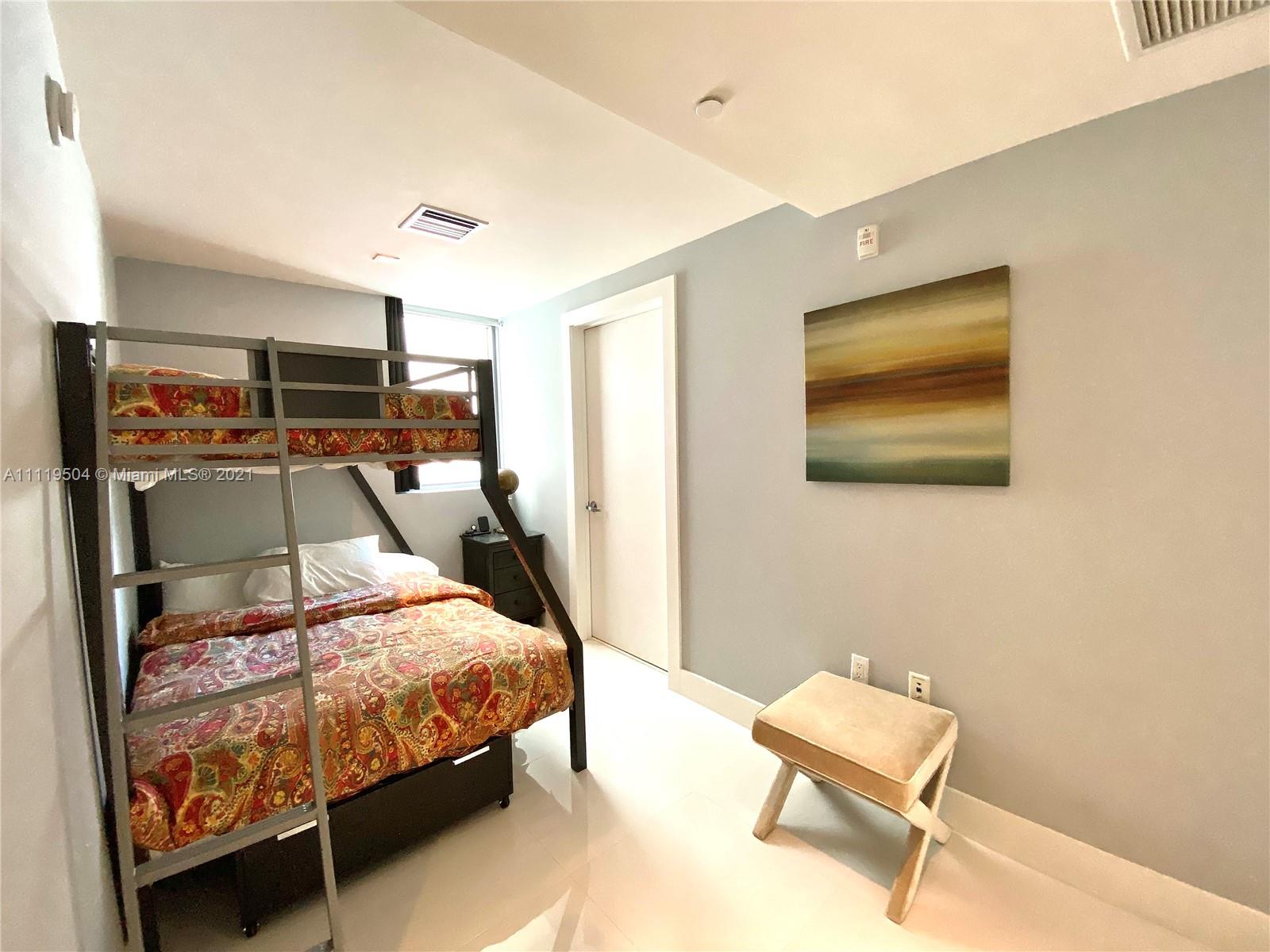 OCEAN HOUSE CONDO - Residential