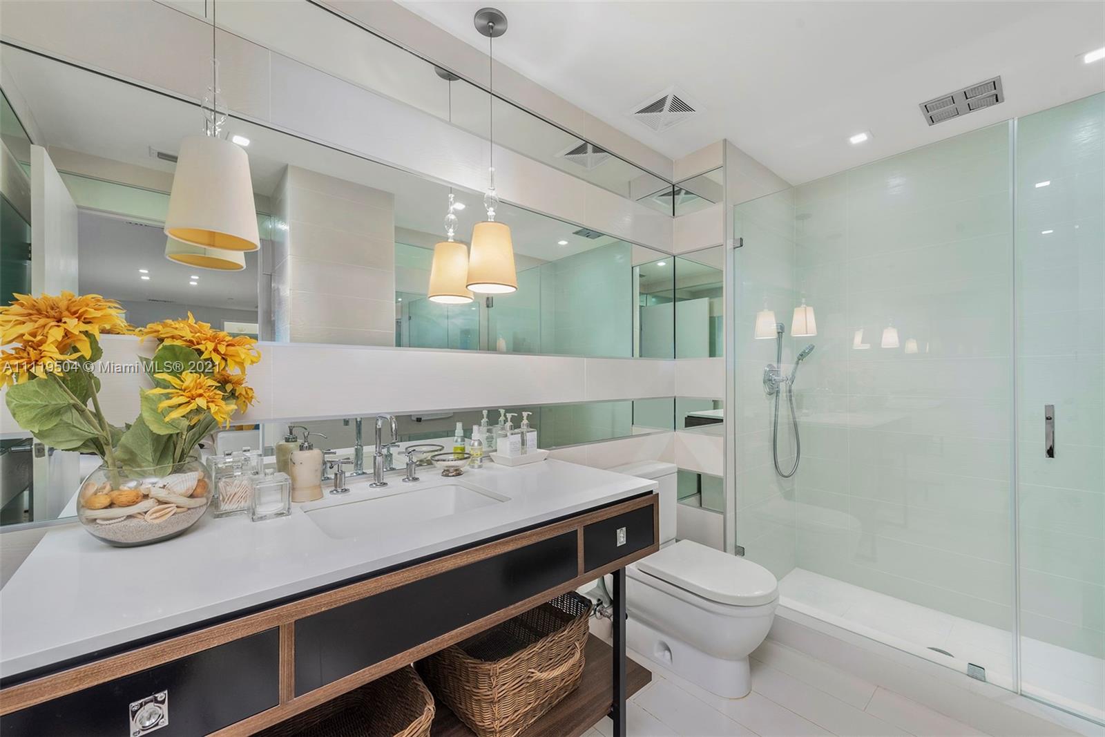 OCEAN HOUSE CONDO - Residential