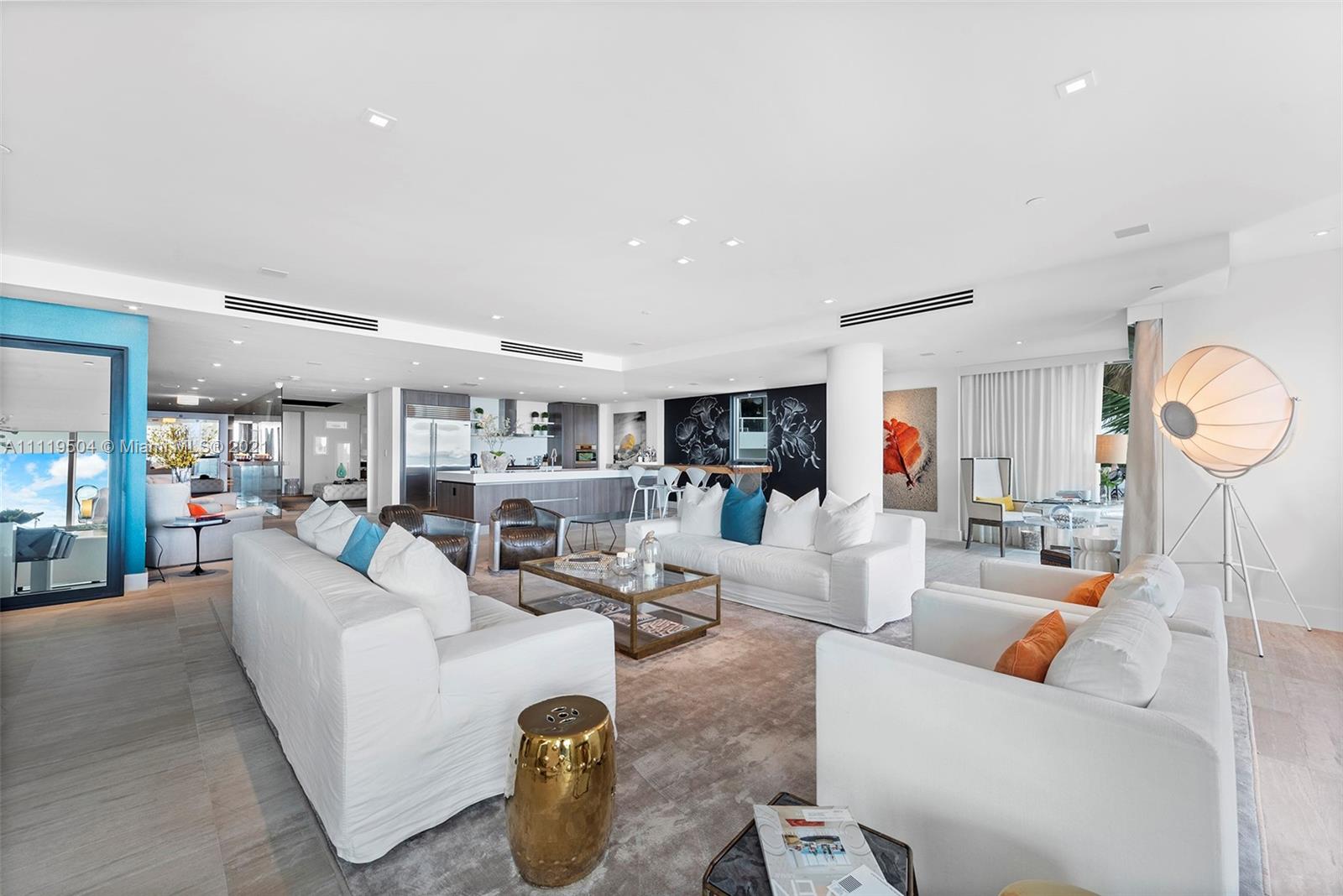 OCEAN HOUSE CONDO - Residential