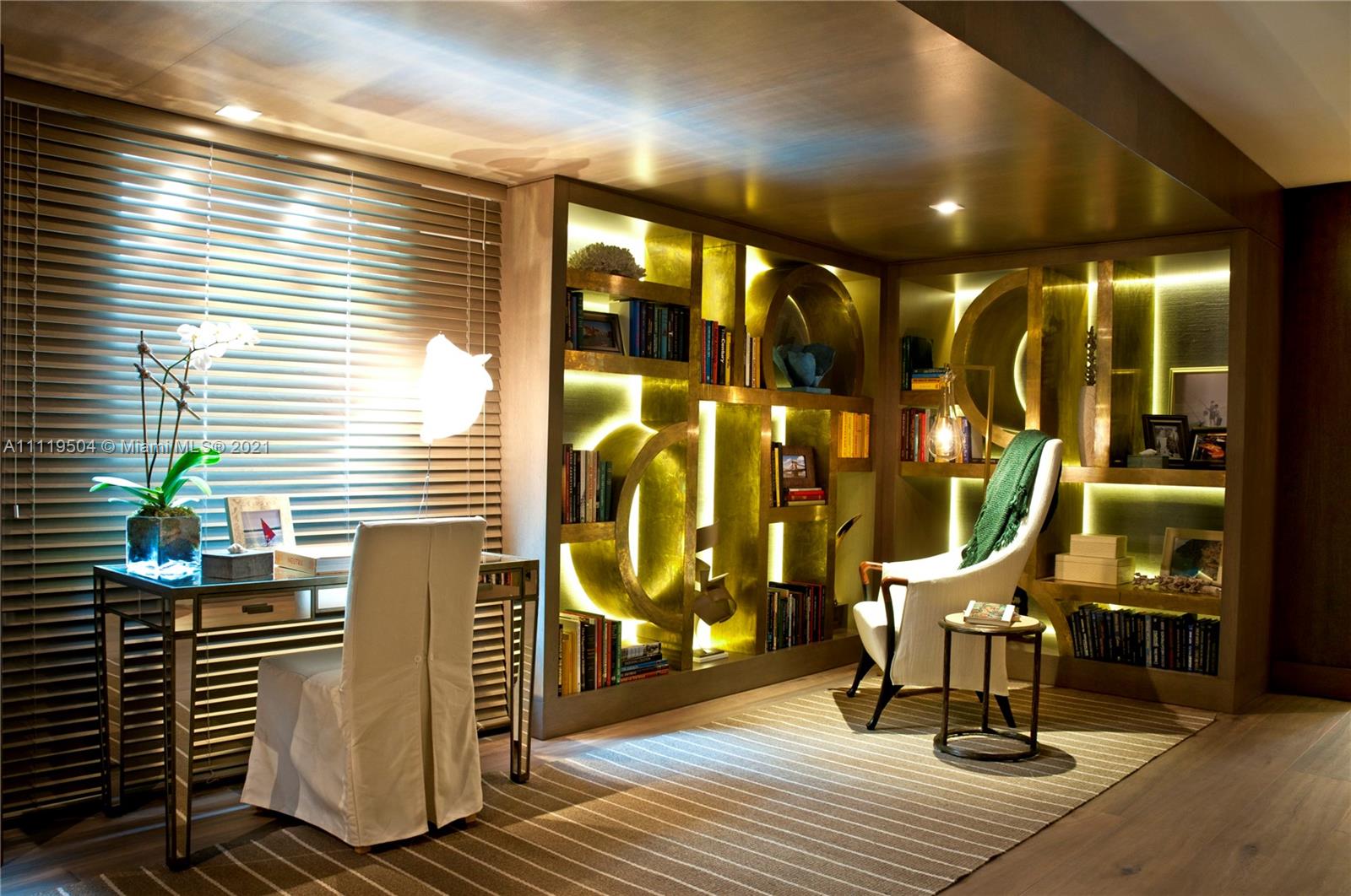 OCEAN HOUSE CONDO - Residential