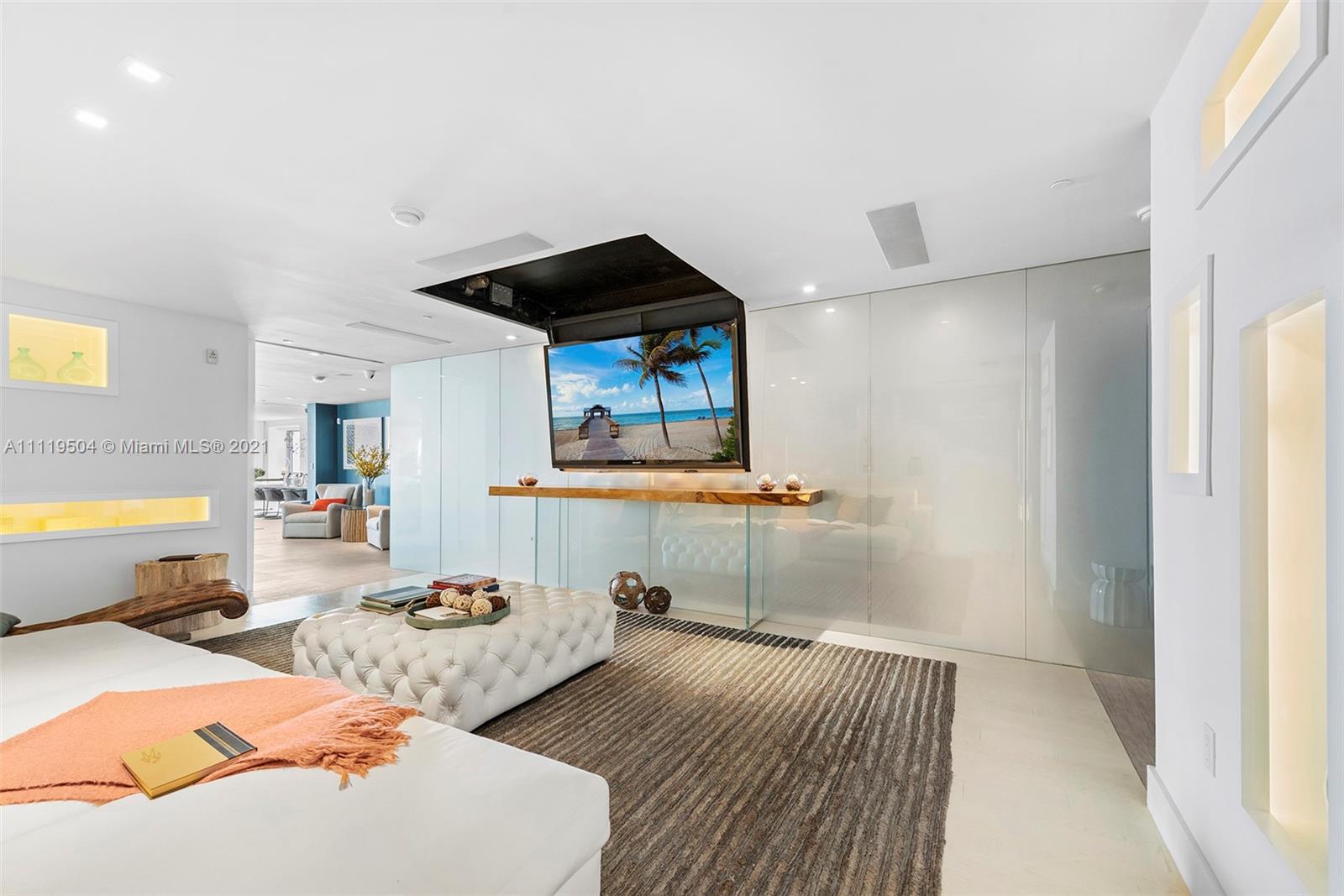 OCEAN HOUSE CONDO - Residential