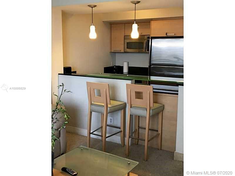 M RESORT RESIDENCES CONDO - Residential