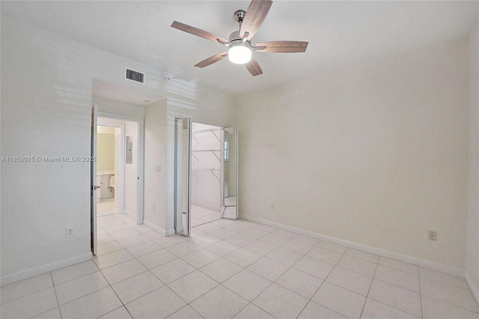 SOUTHAMPTON CONDOMINIUM G - Residential