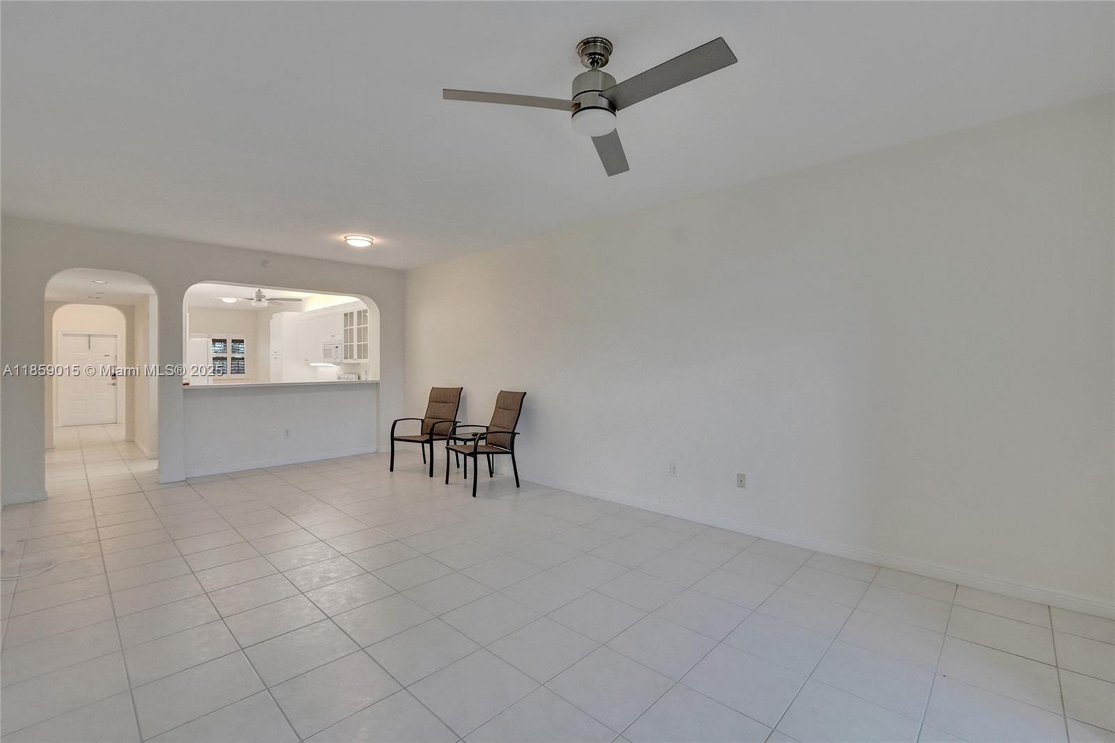 SOUTHAMPTON CONDOMINIUM G - Residential