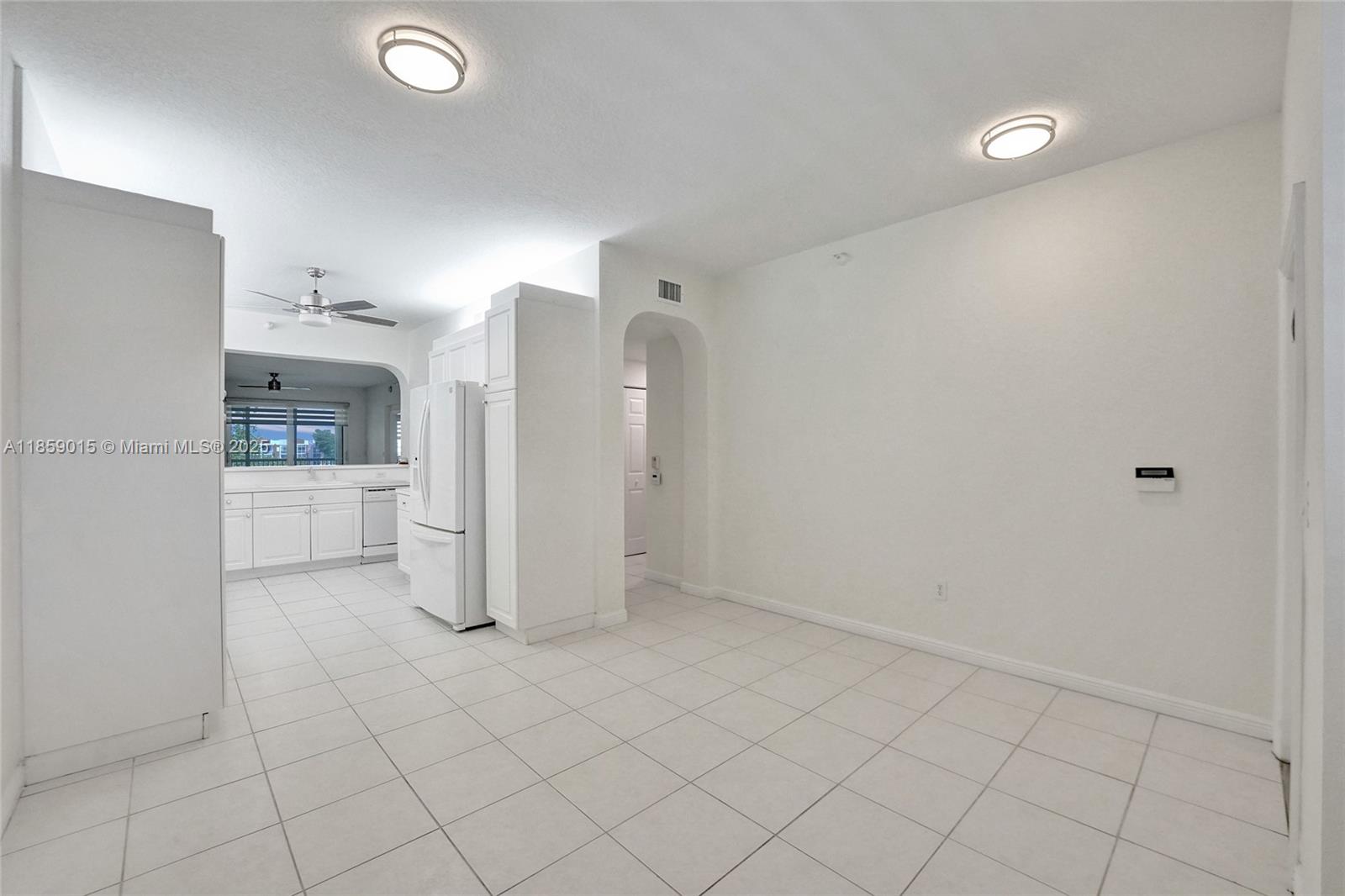 SOUTHAMPTON CONDOMINIUM G - Residential