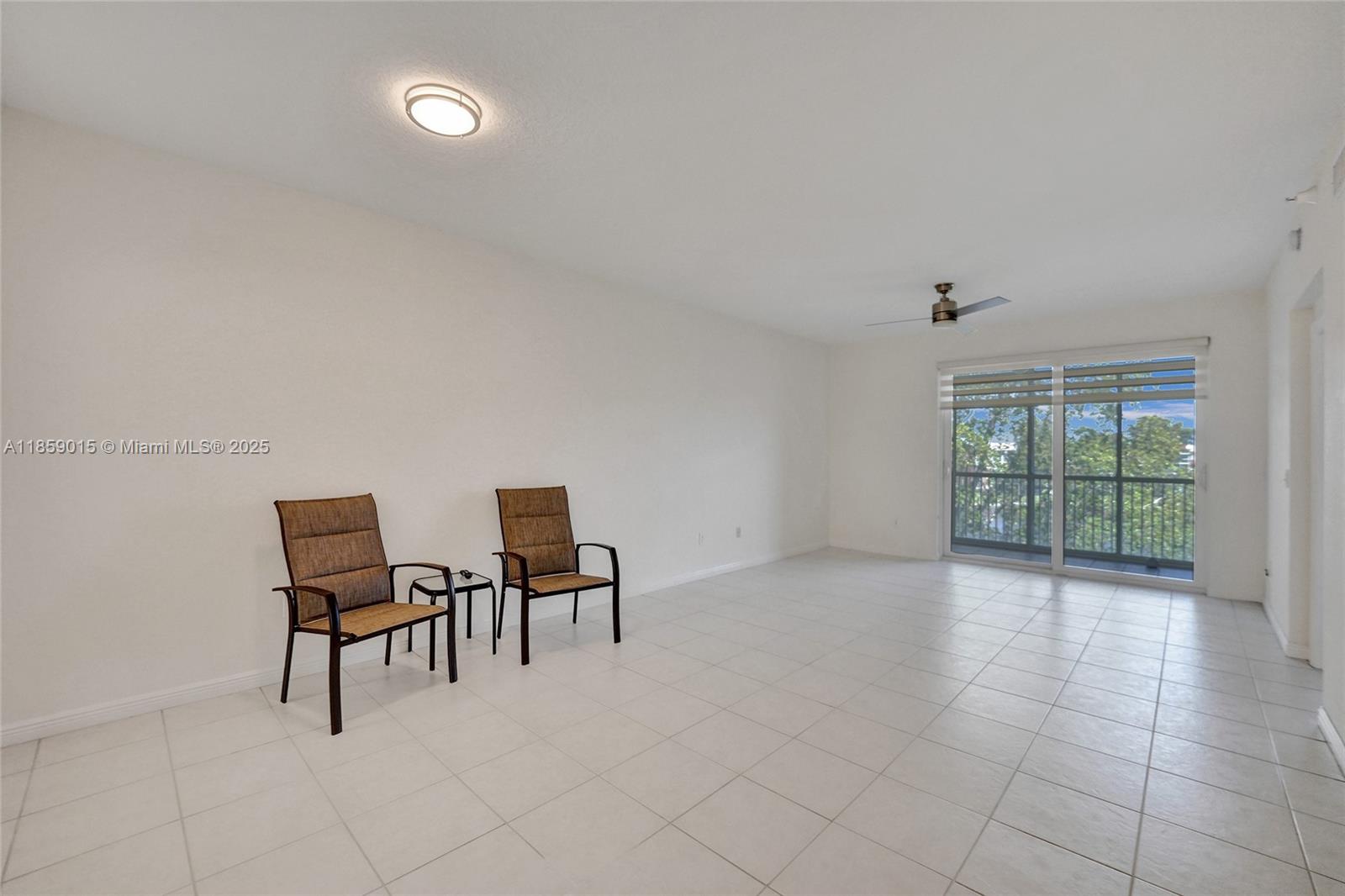 SOUTHAMPTON CONDOMINIUM G - Residential