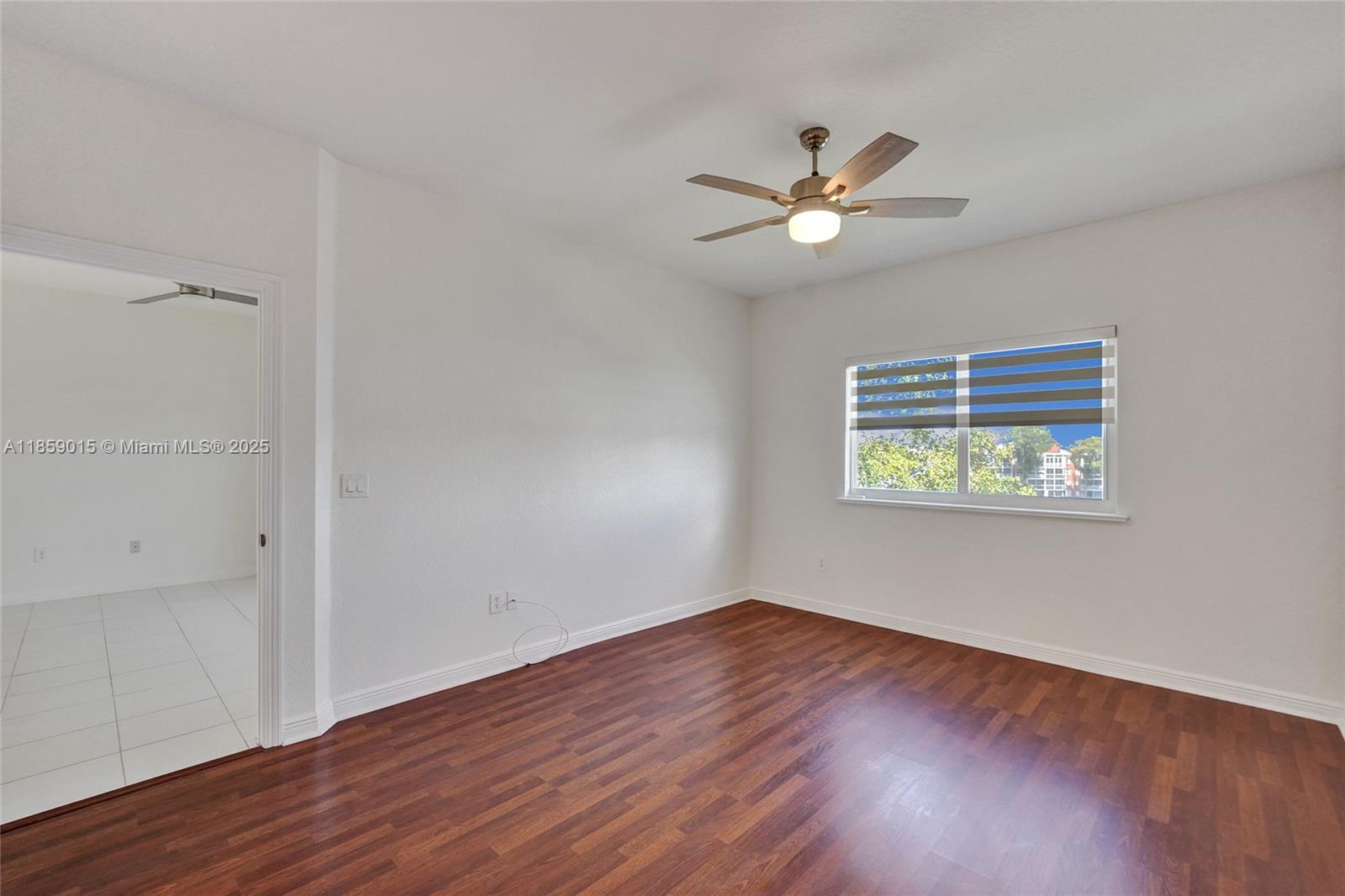 SOUTHAMPTON CONDOMINIUM G - Residential