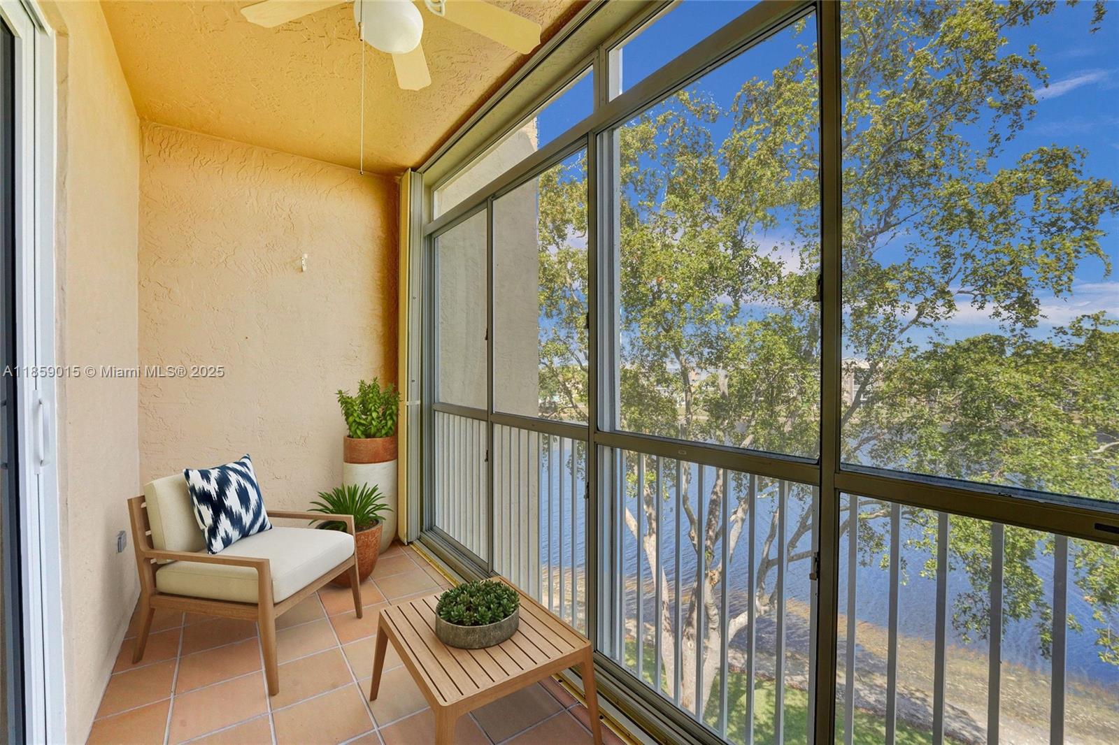 SOUTHAMPTON CONDOMINIUM G - Residential