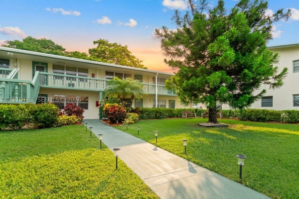 115 UPMINSTER E # 115, DEERFIELD BEACH, FL 33442 - Image 040422b23f52c0db8a83c6df62b0df7d/308145016