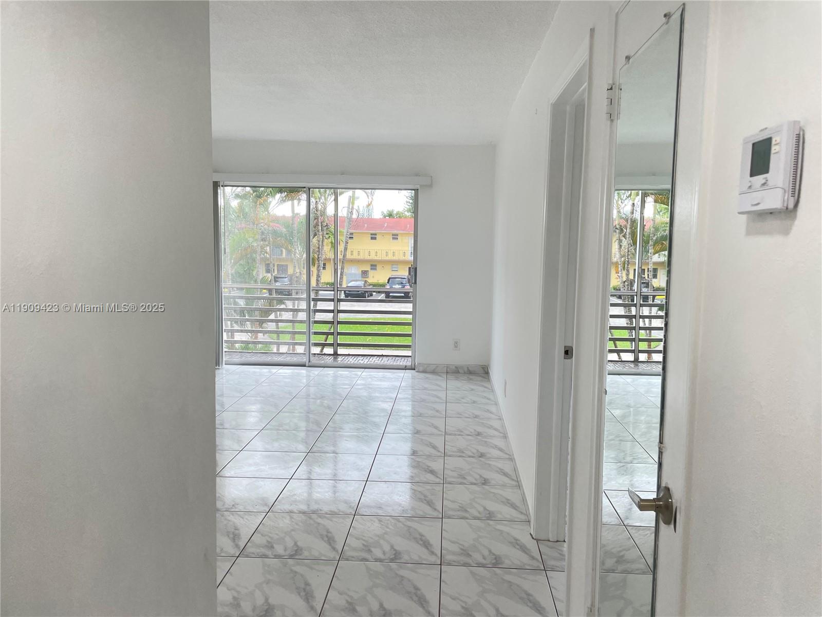 BISC LAKE GARDENS CONDO N - Residential Lease