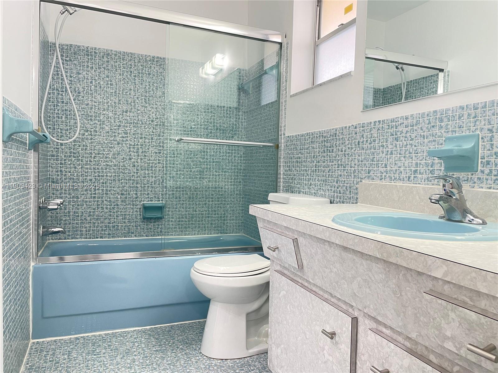 BISC LAKE GARDENS CONDO N - Residential Lease