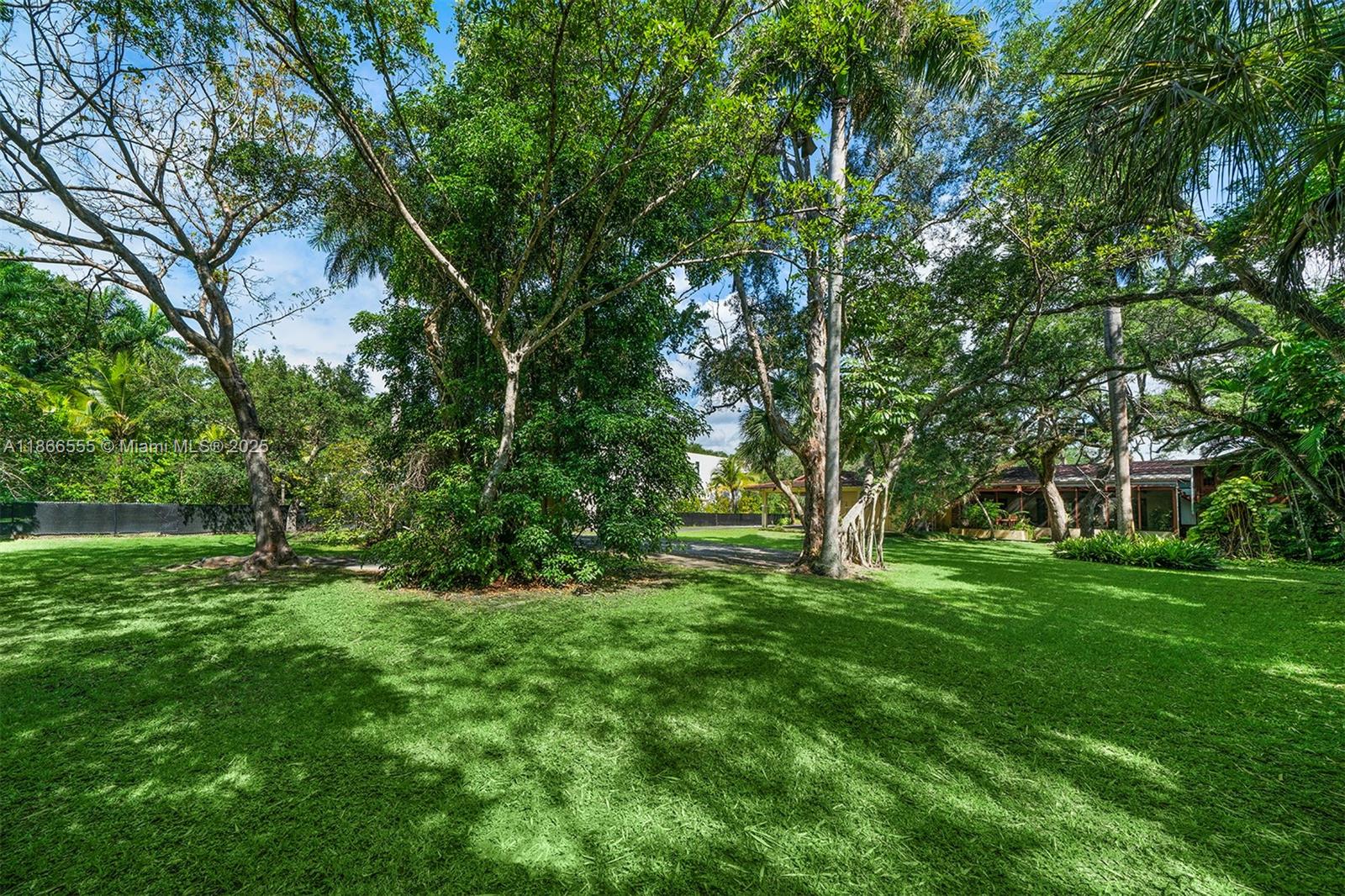 AVOCADO LAND CO SEC 6 - Residential