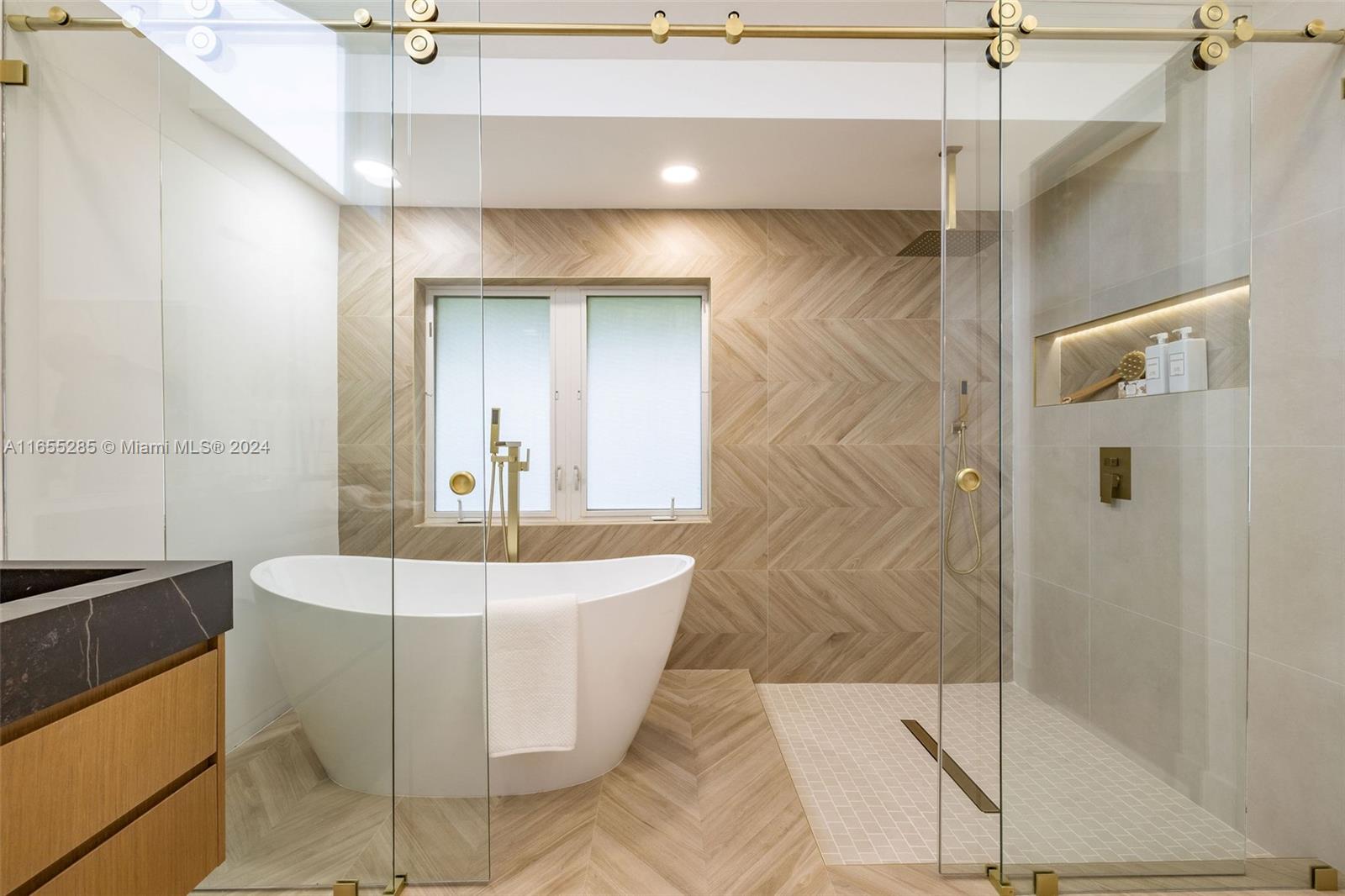 GOLDEN ISLES SEC - Residential