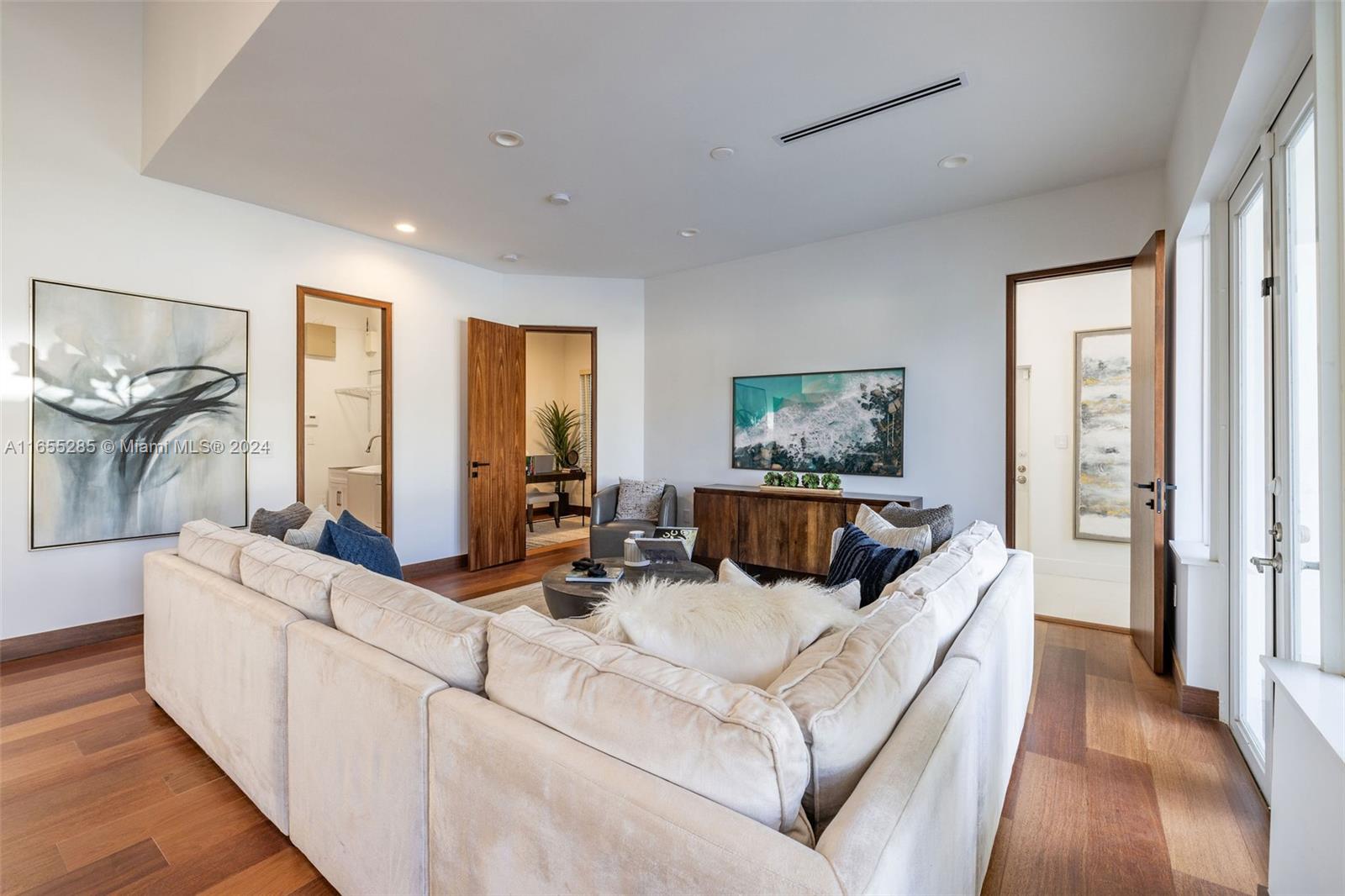 GOLDEN ISLES SEC - Residential