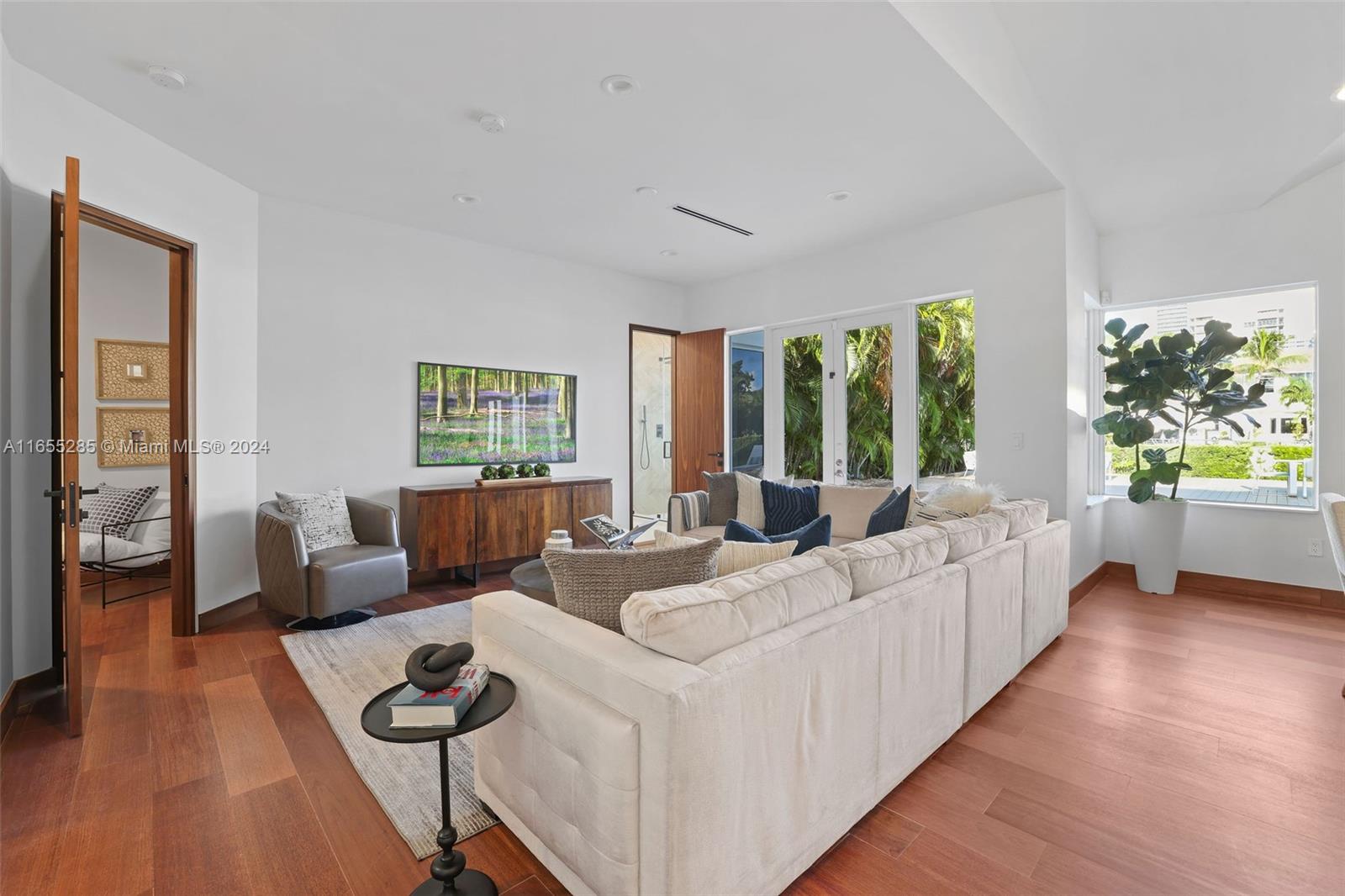 GOLDEN ISLES SEC - Residential