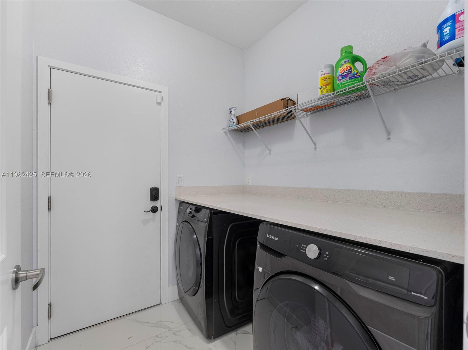 CORAL WAY BY LUXCOM - Residential