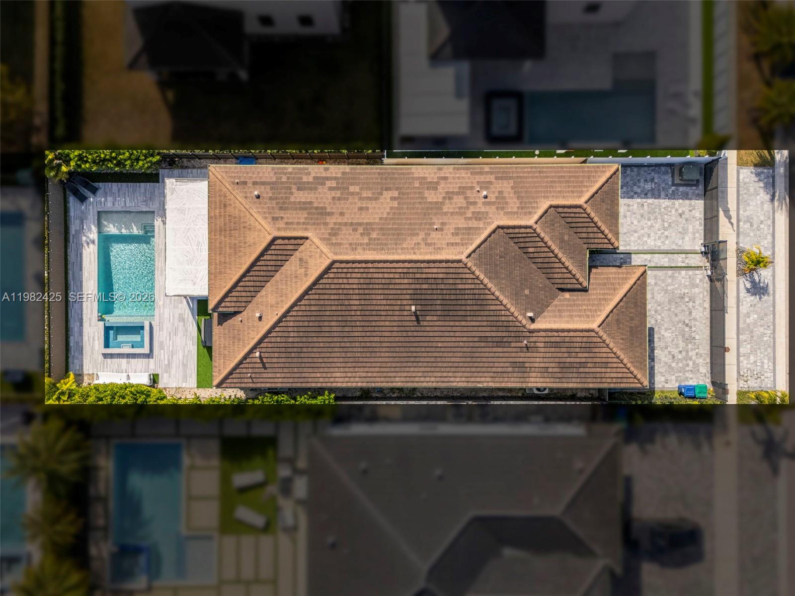 CORAL WAY BY LUXCOM - Residential