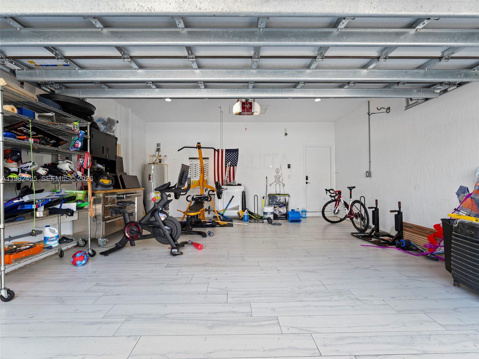 CORAL WAY BY LUXCOM - Residential