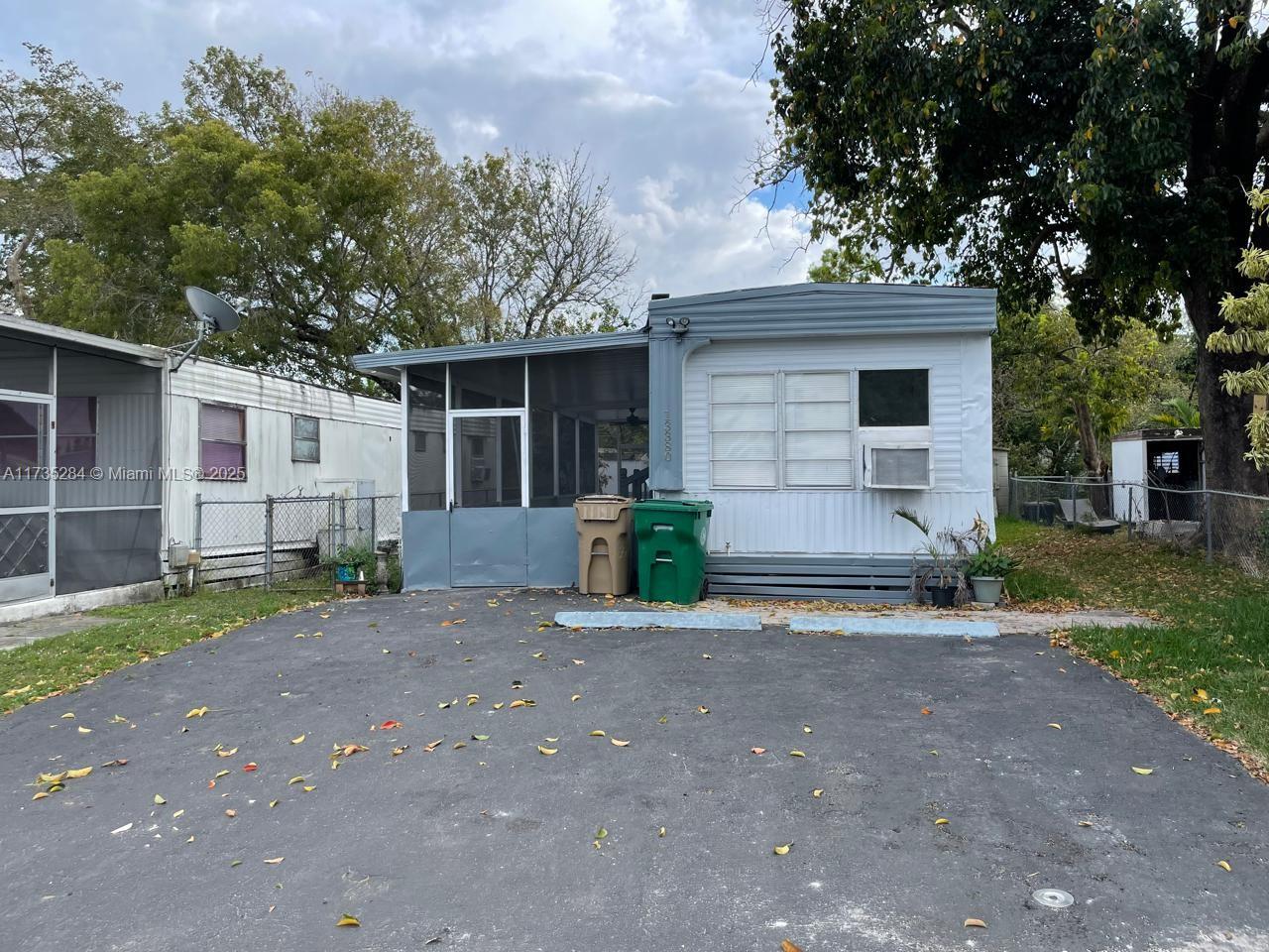 Rental Property at 13380 Sw 9th St 13380, Davie, Broward County, Florida - Bedrooms: 2 
Bathrooms: 1  - $1,950 MO.