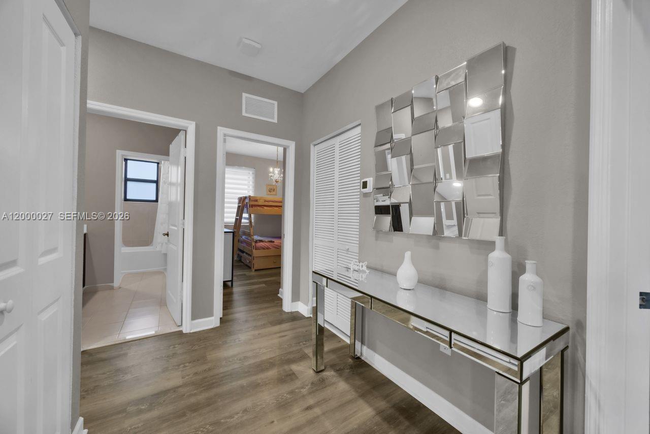 S ALLAPATTAH GARDENS - Residential