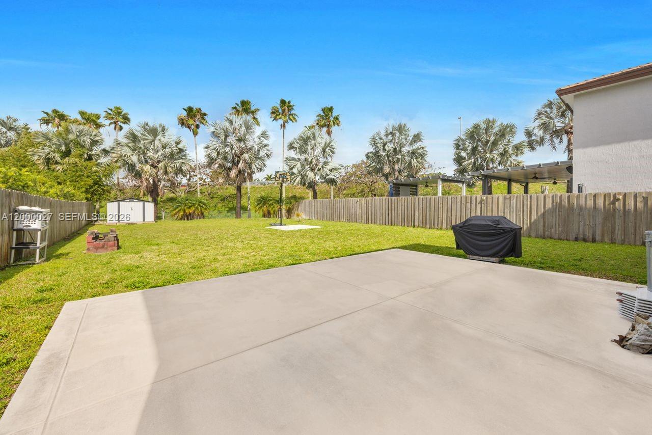 S ALLAPATTAH GARDENS - Residential