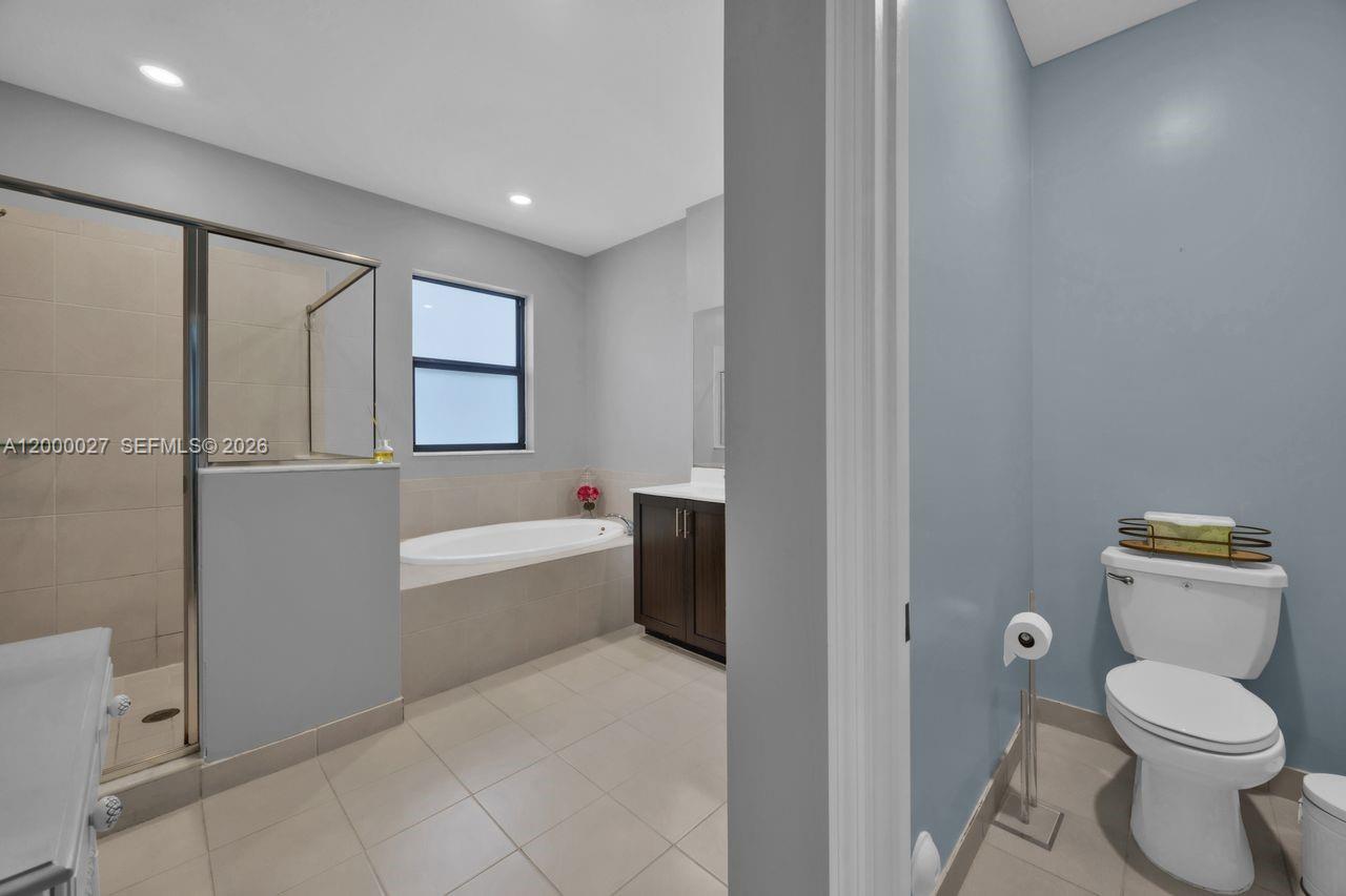 S ALLAPATTAH GARDENS - Residential