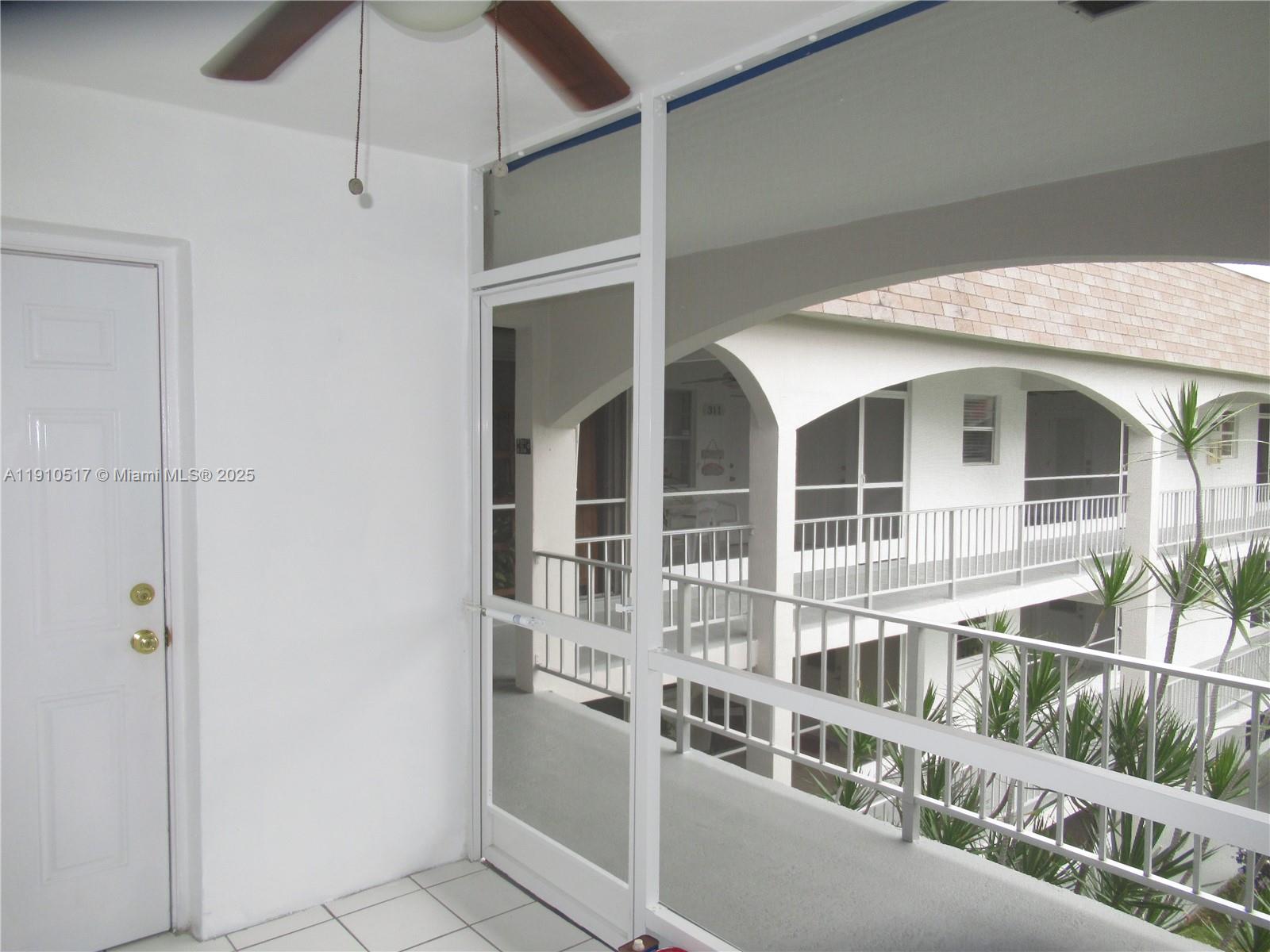 PARADISE VILLAS CONDO - Residential Lease