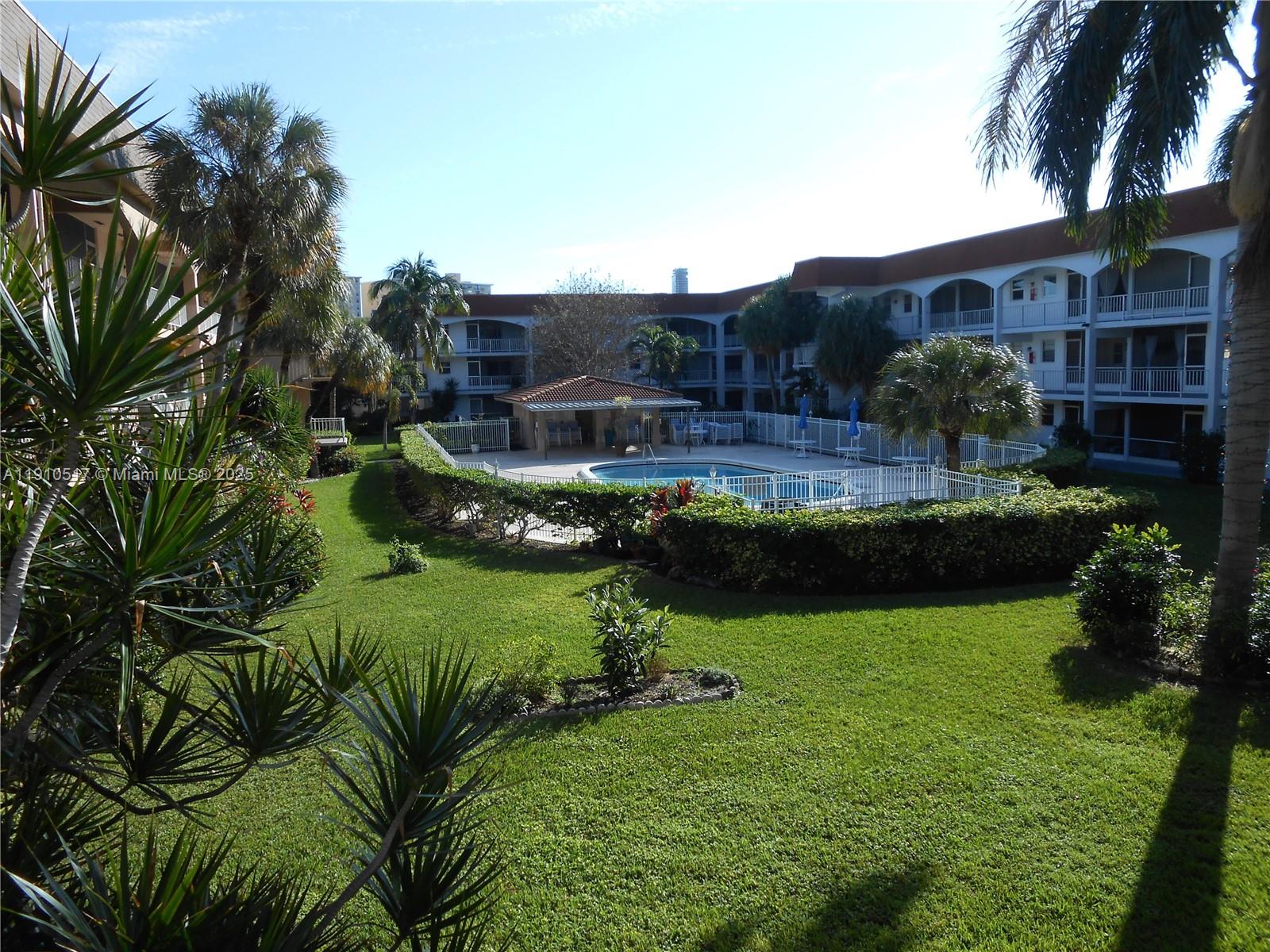 PARADISE VILLAS CONDO - Residential Lease