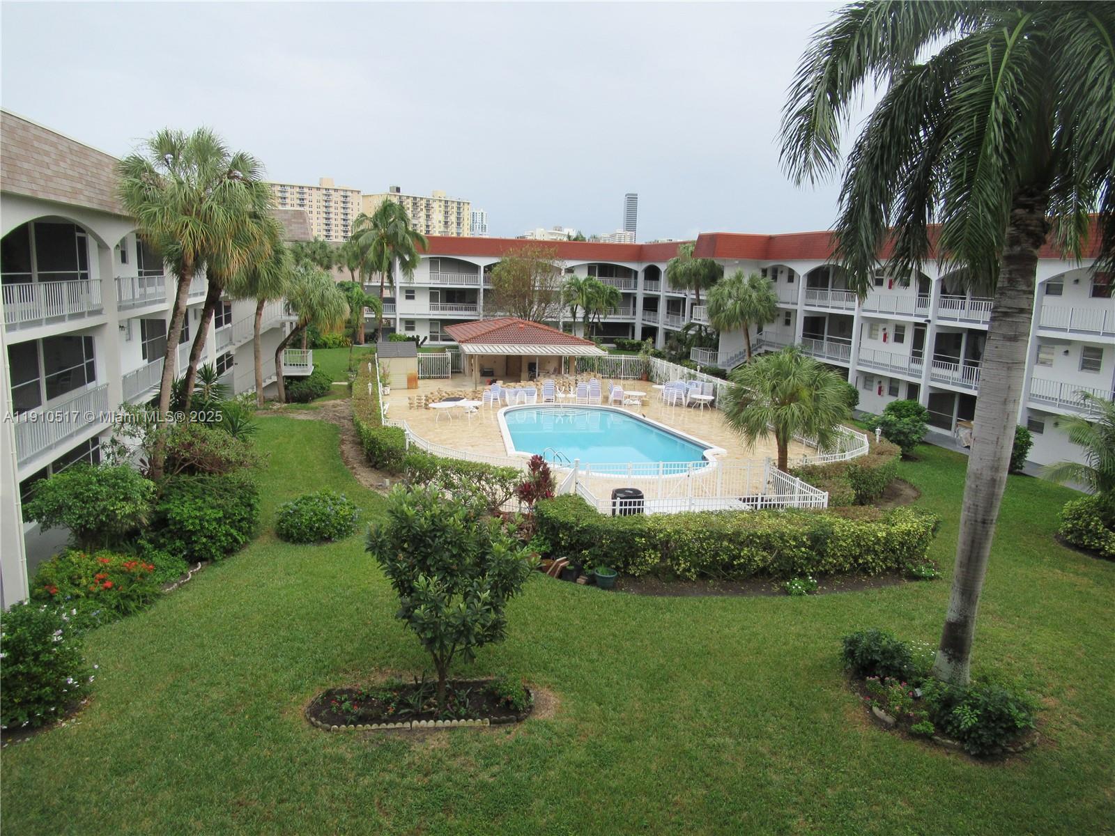 PARADISE VILLAS CONDO - Residential Lease