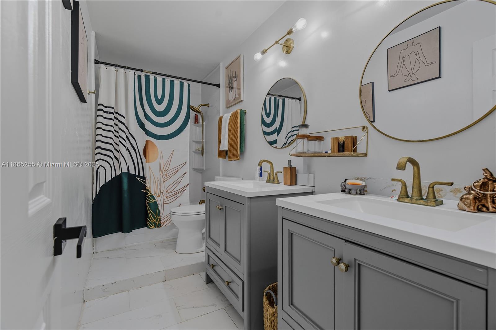 ROLLING OAKS ESTATES SEC - Residential