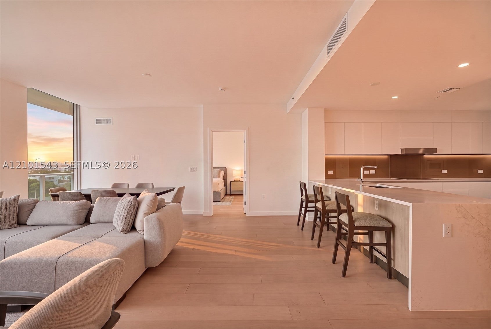 9221 E Bay Harbor UPH10
